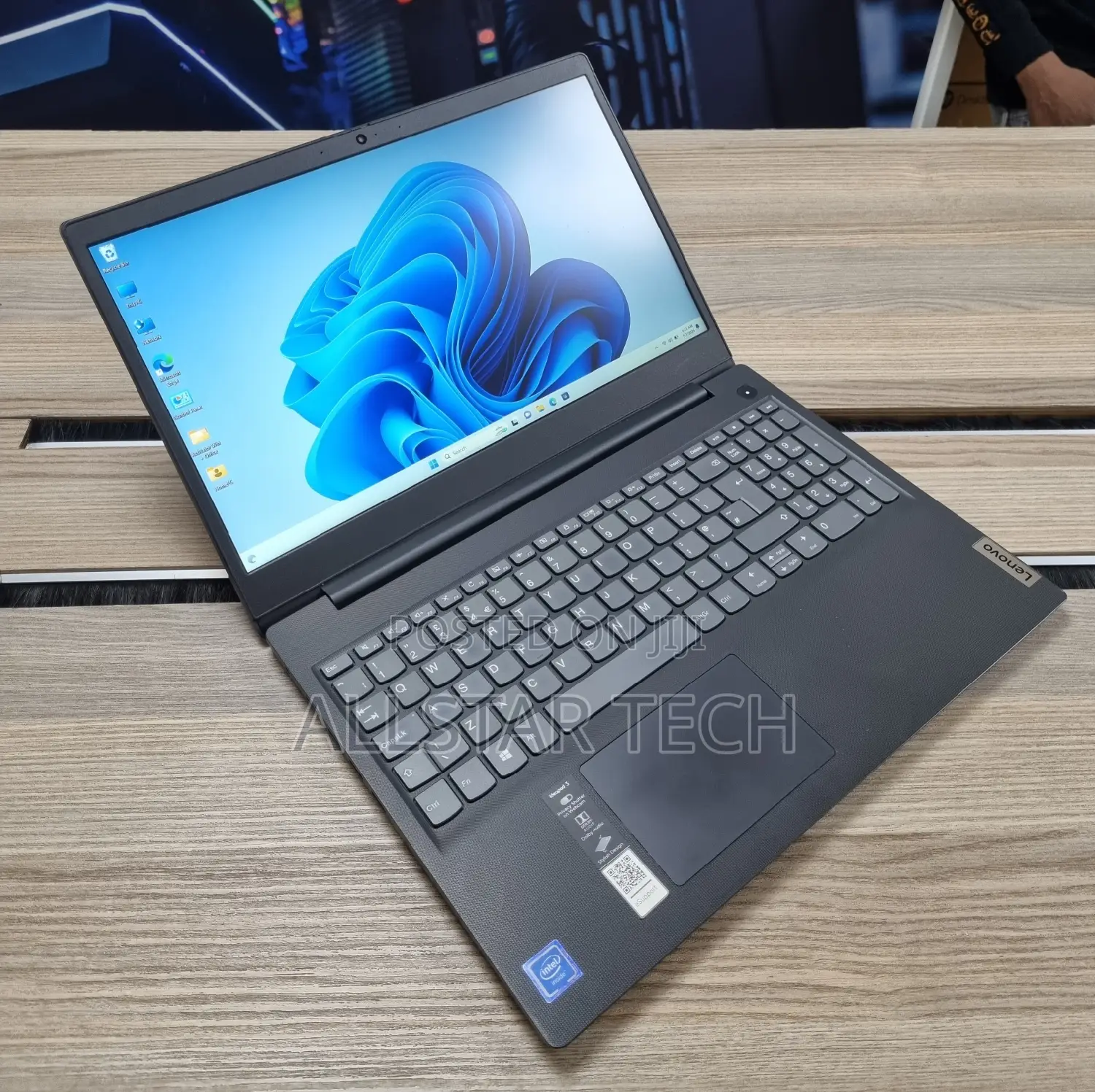 Laptop Lenovo Ideapad 3 4GB Intel Celeron HDD 1T