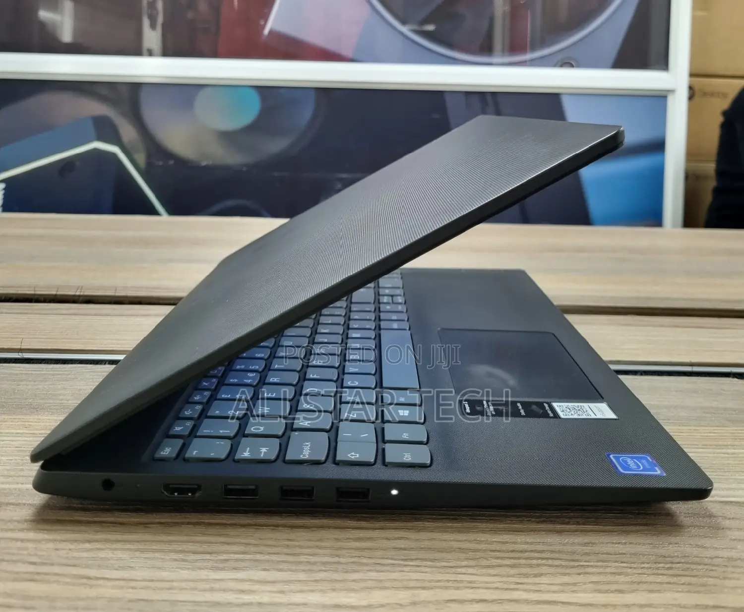 Laptop Lenovo Ideapad 3 4GB Intel Celeron HDD 1T
