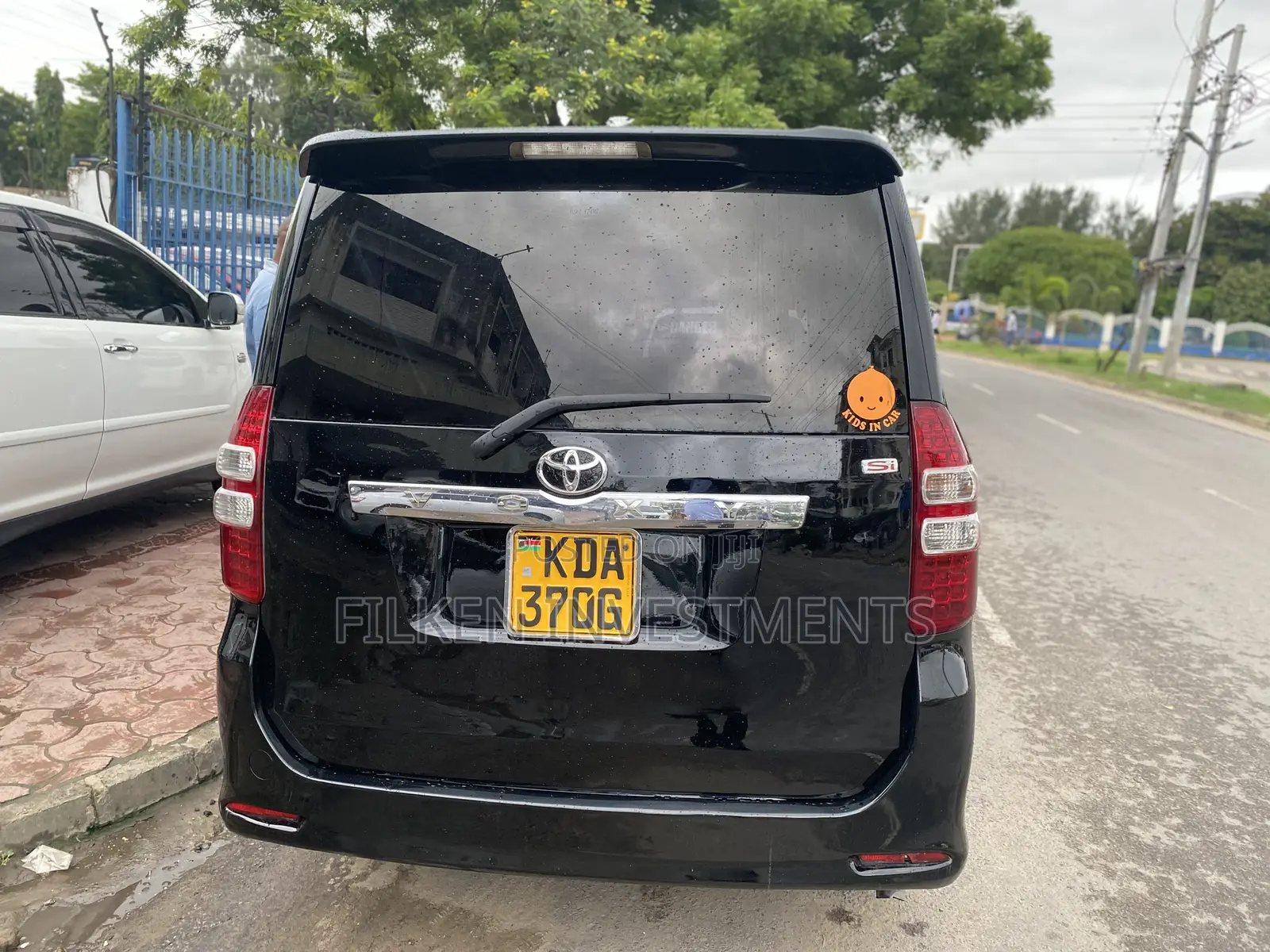Toyota Voxy 2014 Black