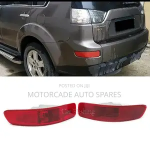 Mitsubishi Outlander 2007-2010 Bumper Reflector