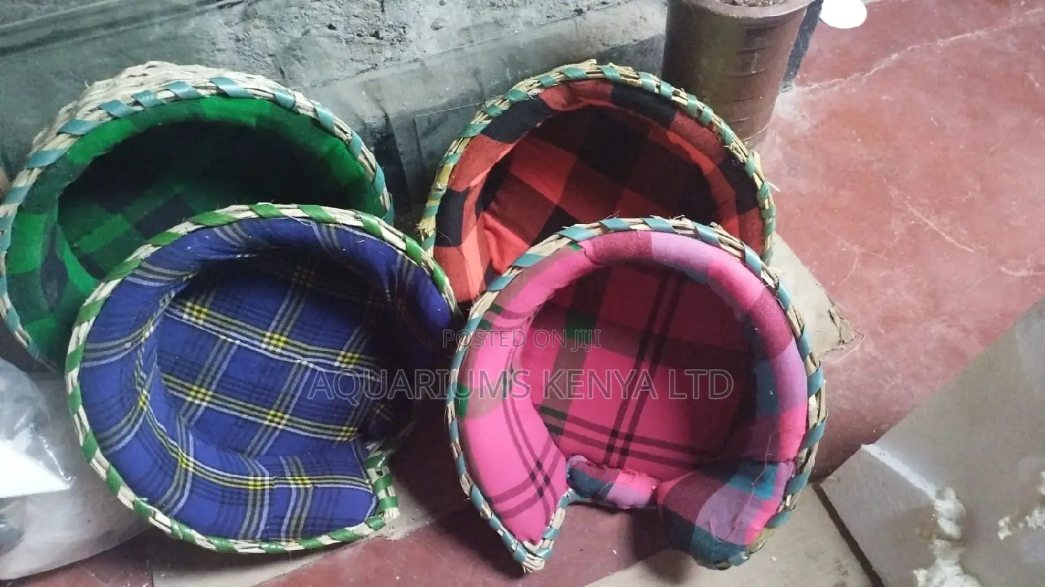 Petbeds,Beds With Warmth for a Cat and Its Kitten