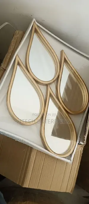 Mirror Wall