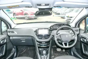 Peugeot 208 2017 Pearl