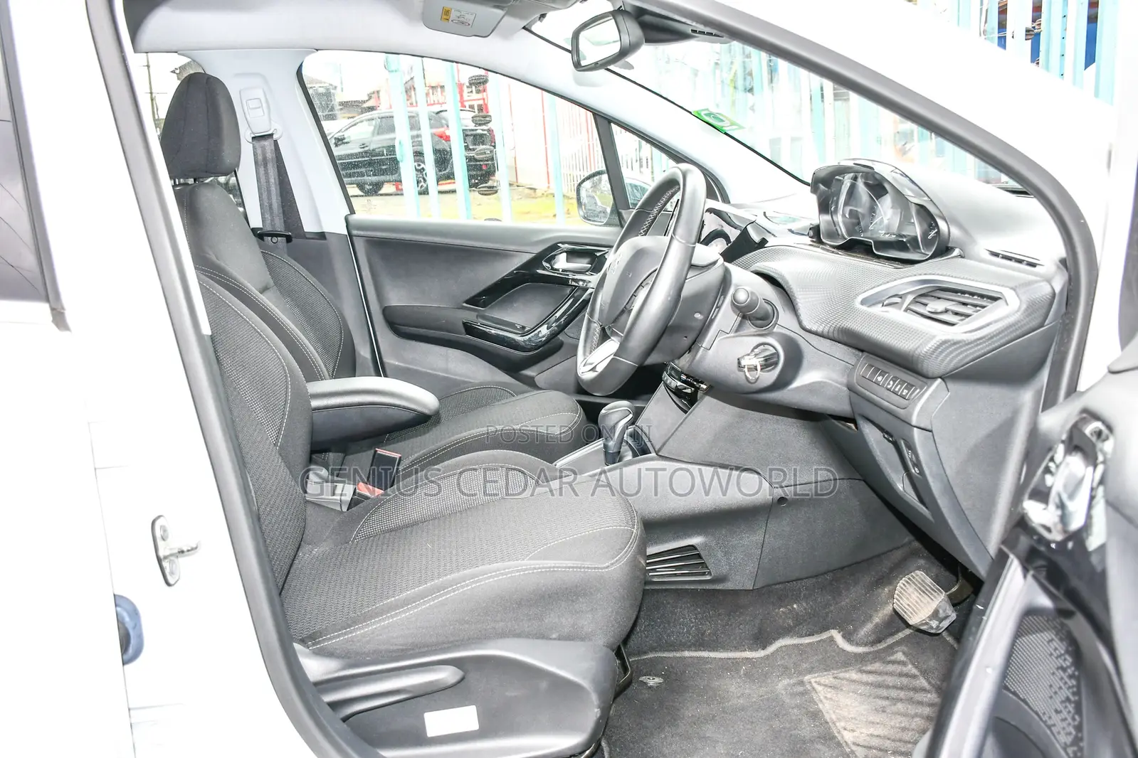 Peugeot 208 2017 Pearl