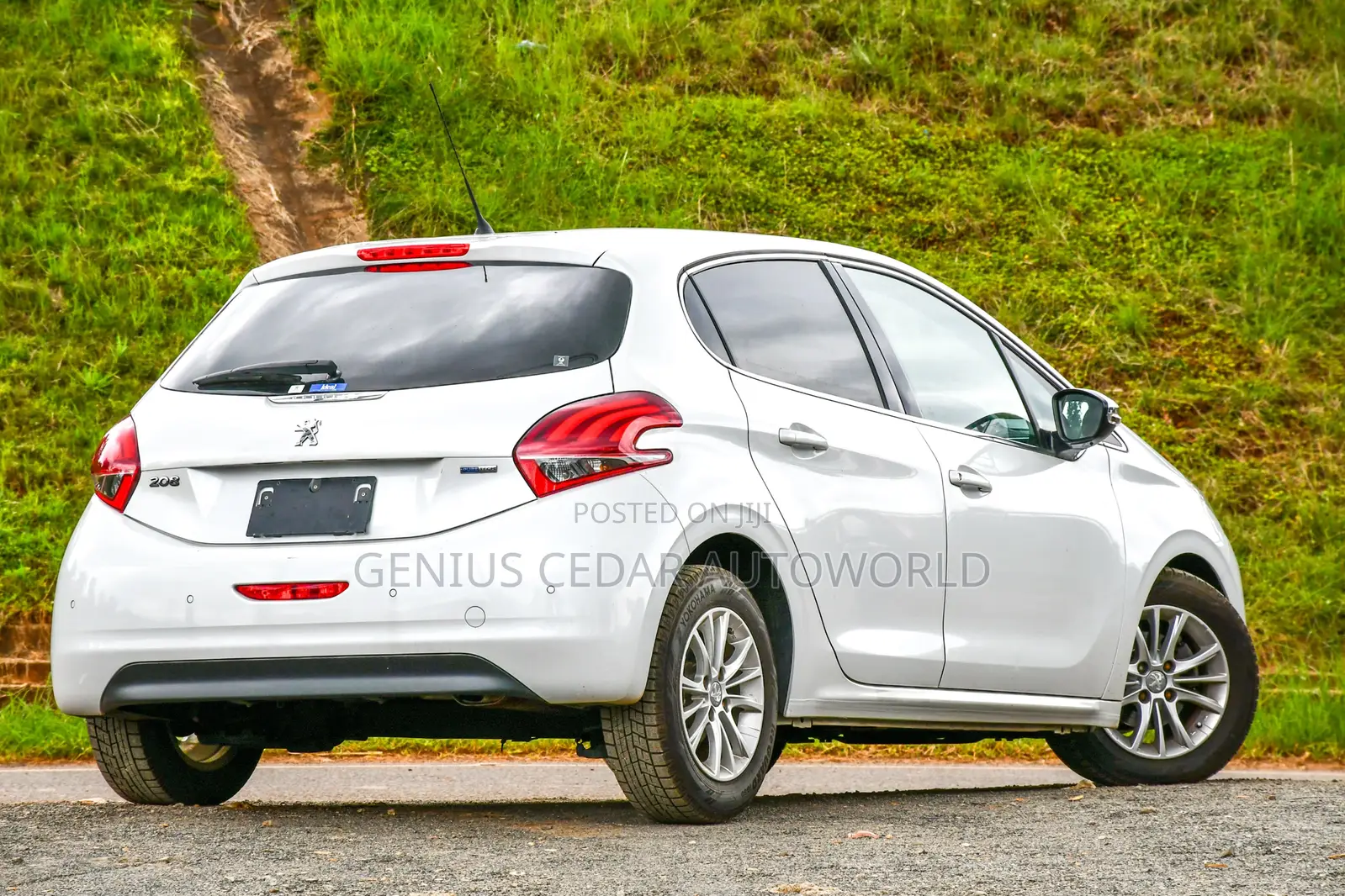 Peugeot 208 2017 Pearl