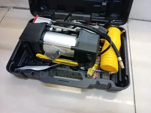 Portable Double Cylinder Car Tire Compressor ,With Kit