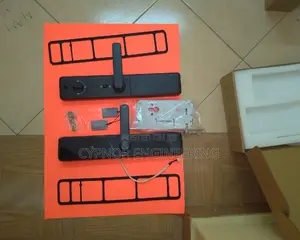 Smart Lock With Biometrics Recognition