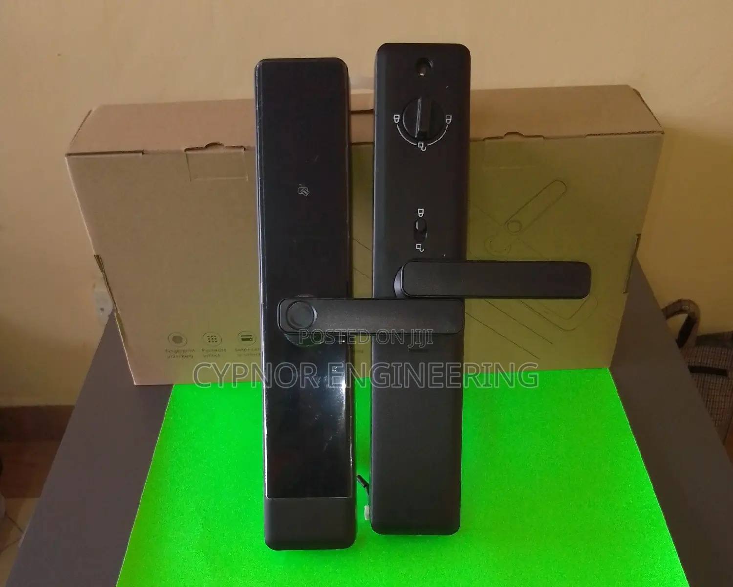 Security Smart Locks With Fingerprint Scanner