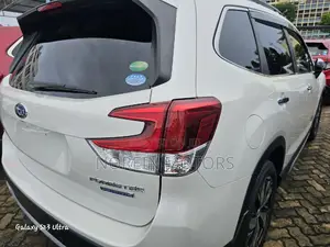 Subaru Forester 2018 Pearl