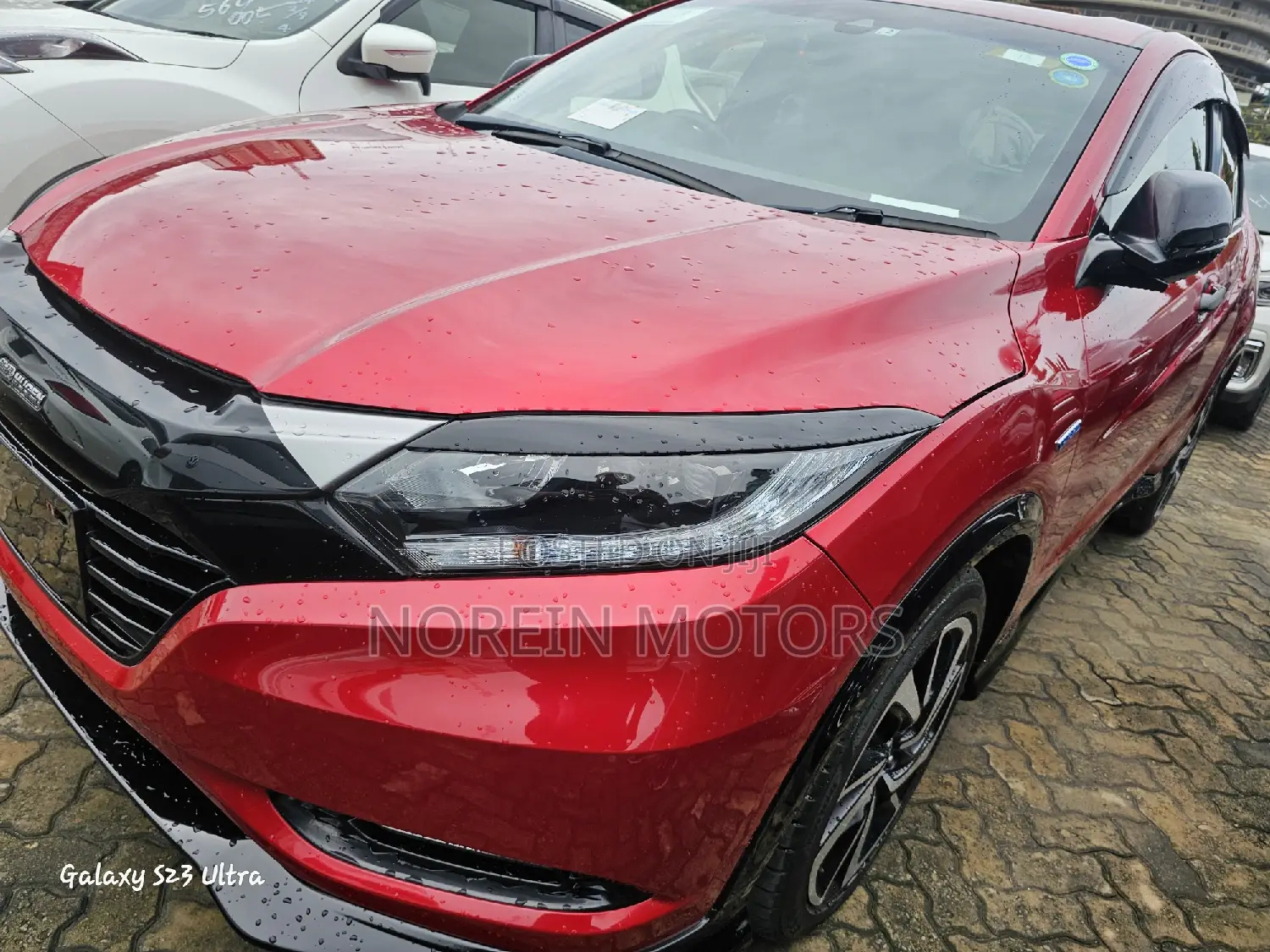 Honda Vezel 2017 Red