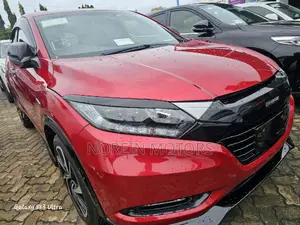 Honda Vezel 2017 Red
