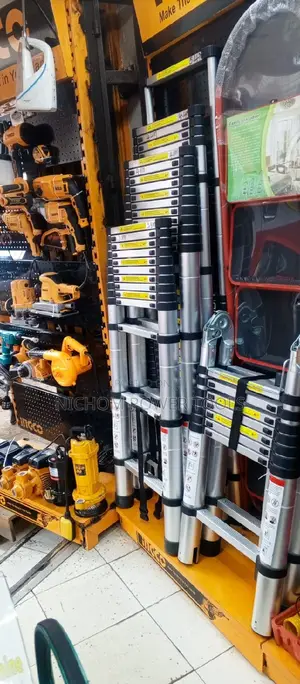 5.4m Single Sided Aluminium Telescopic Ladder