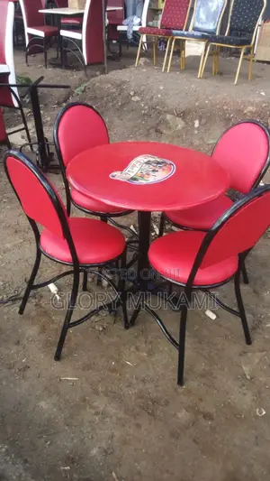 Restaurants and Bar Round Table