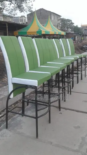 Restaurants and Bar High Chairs
