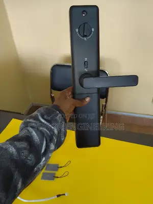 Remote Controlled Smart Door Lock