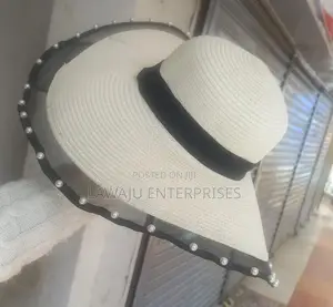 Pearl Beach Hat