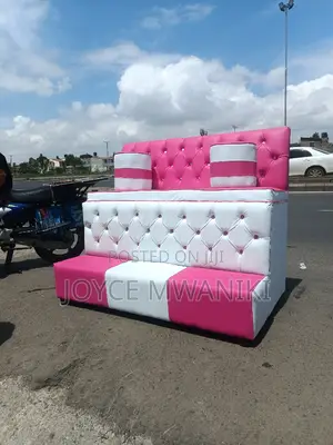 Pedicure Seat, 3 Seater White and Pink 