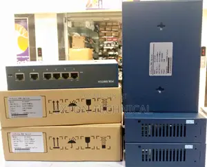 100-240vac Input 4 Port Poe Switch With 2 Uplink Port