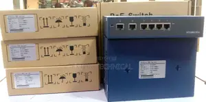 100-240vac Input 2by10/100mbps 4 Port Poe Switch