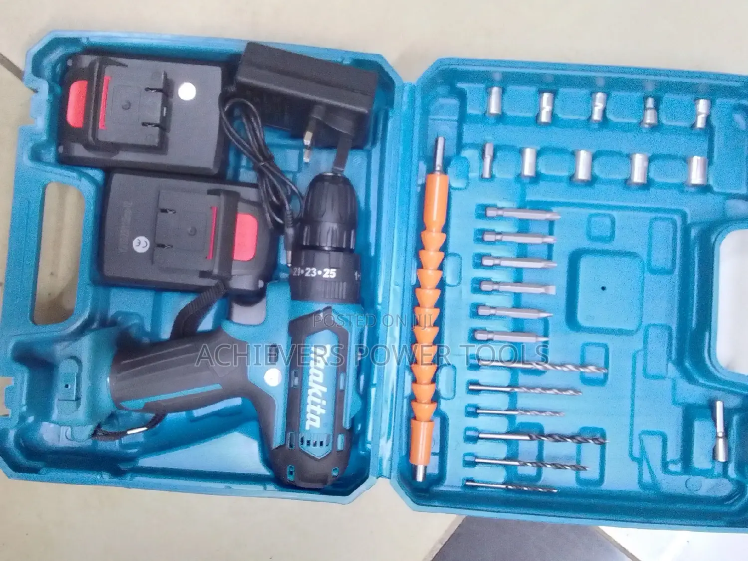 Makita Rechargeable Drill