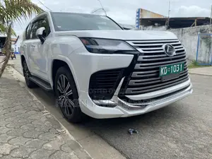 Lexus LX 2023 White