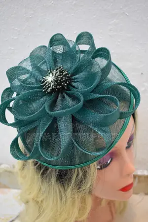 Emerald Green Fancy Fascinator