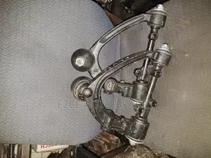 Upper Arm Toyota Hiace 7l 9l