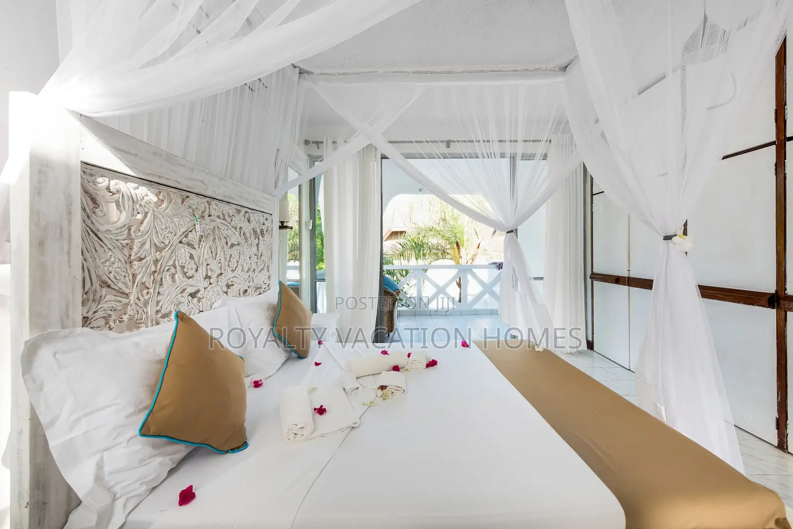 5 Bedroom Beachfront Villa in Diani