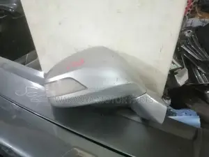 Honda Freed Side Mirror With Indicator Lamp, Clean Ex Japan