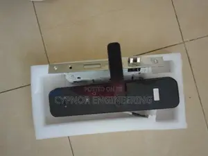 Battery Powered Smart Door Lock