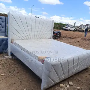 White Luxury Chester Bed (5*6)