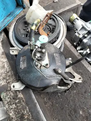 Toyota Hiace Shark 3l/5l Break Booster Complete