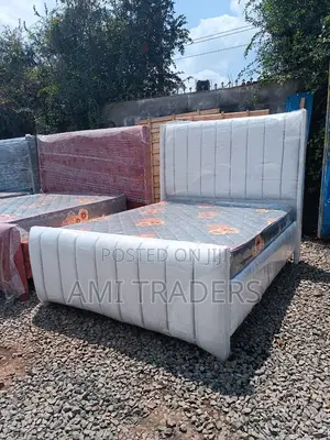 Modern Chester Bed (5*6)