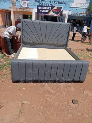 Gray Chester Bed (5*6)