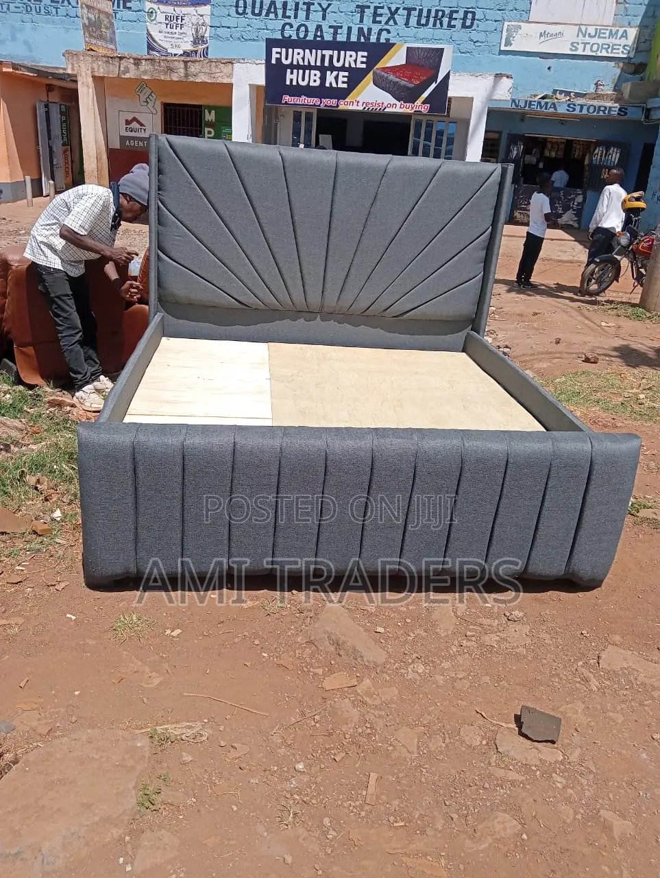 Gray Chester Bed (5*6)