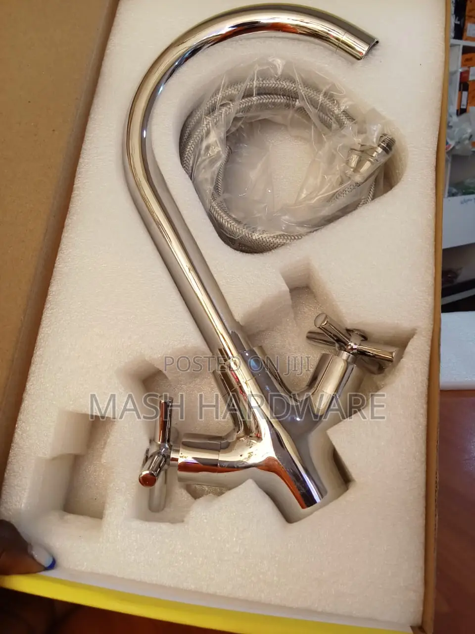 Lirlee Star Spout Mixer