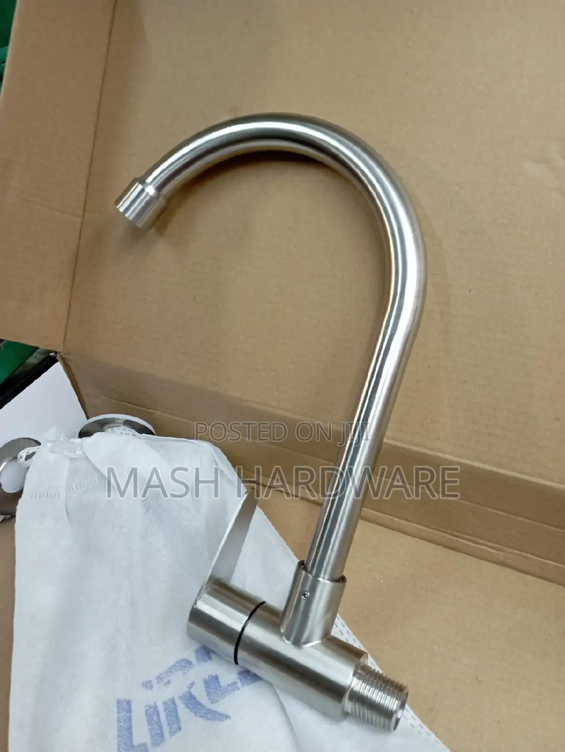 Lirlee Wall Spout