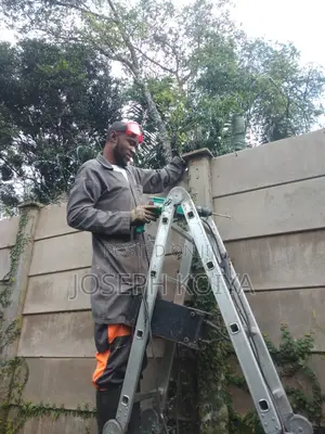 Fence Technician