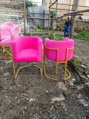 Styling Chair, Hot Pink