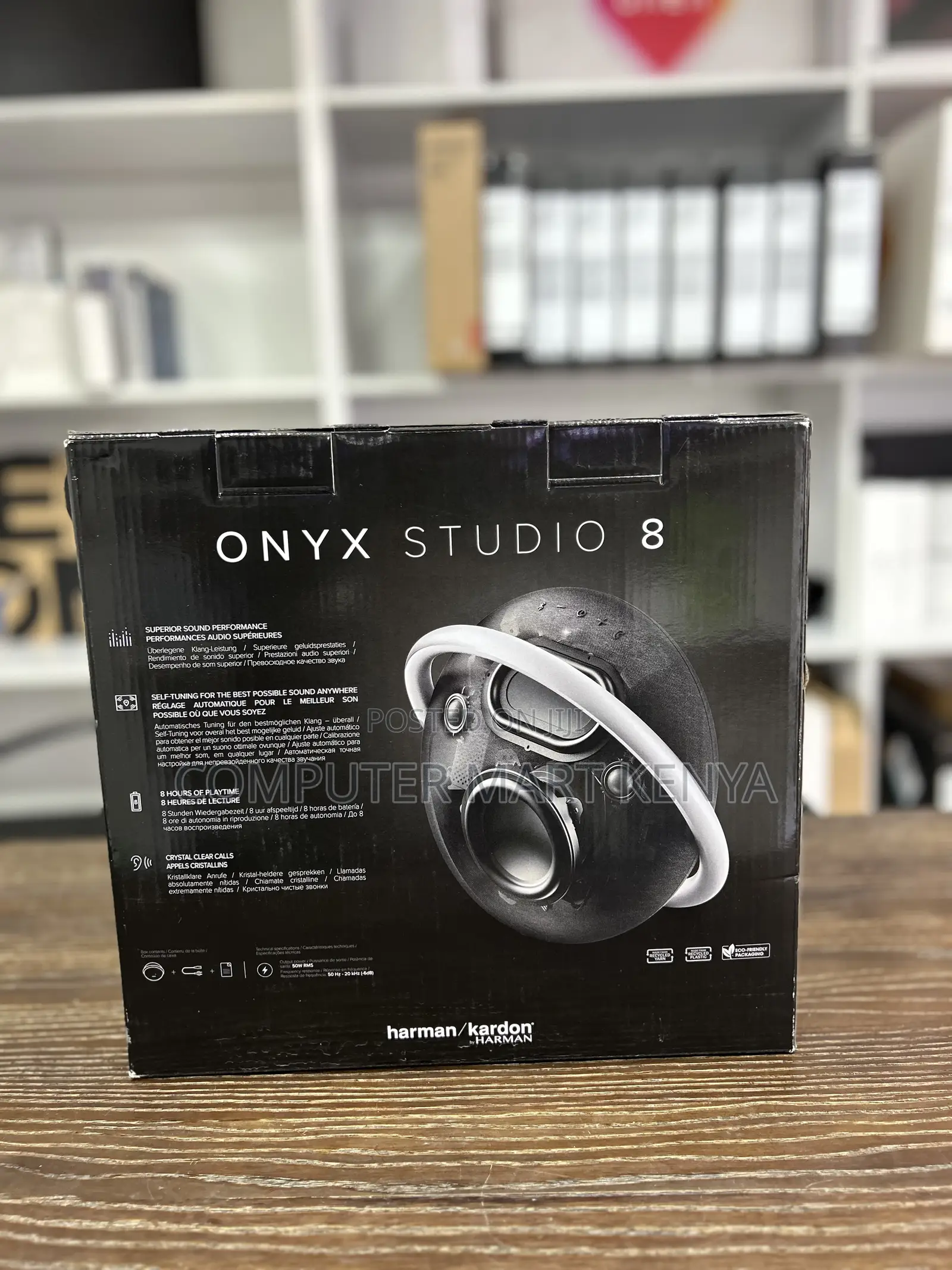 Onyx Studio 8