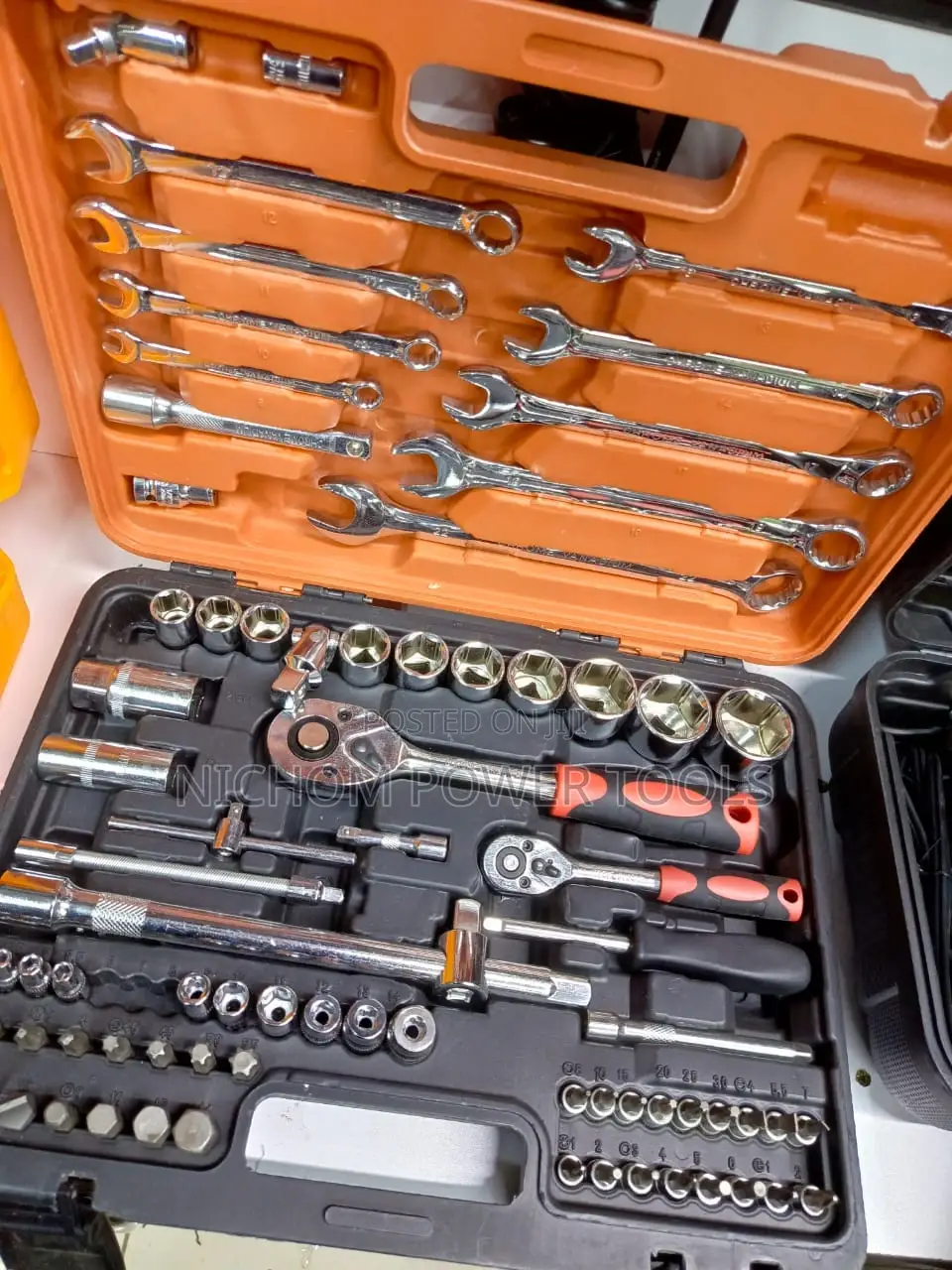 Quality 82pcs Socket Spanner Set