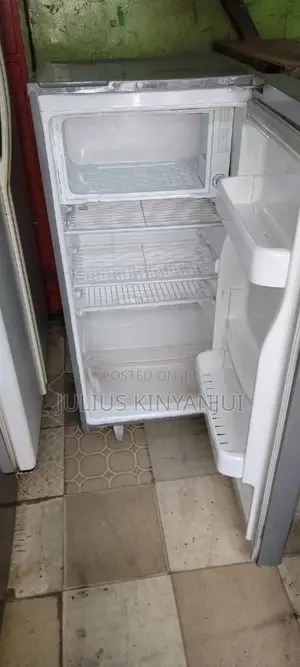 Samsung Fridge 200L