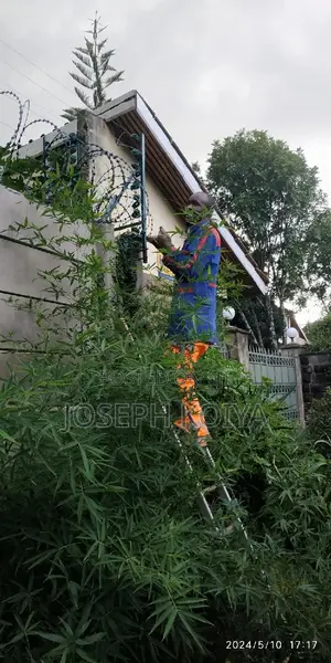 Fence Technician