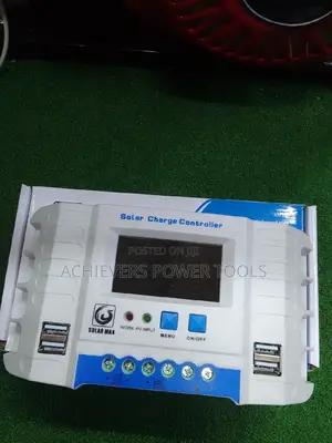 Solar Charge Controller / 20 Amps