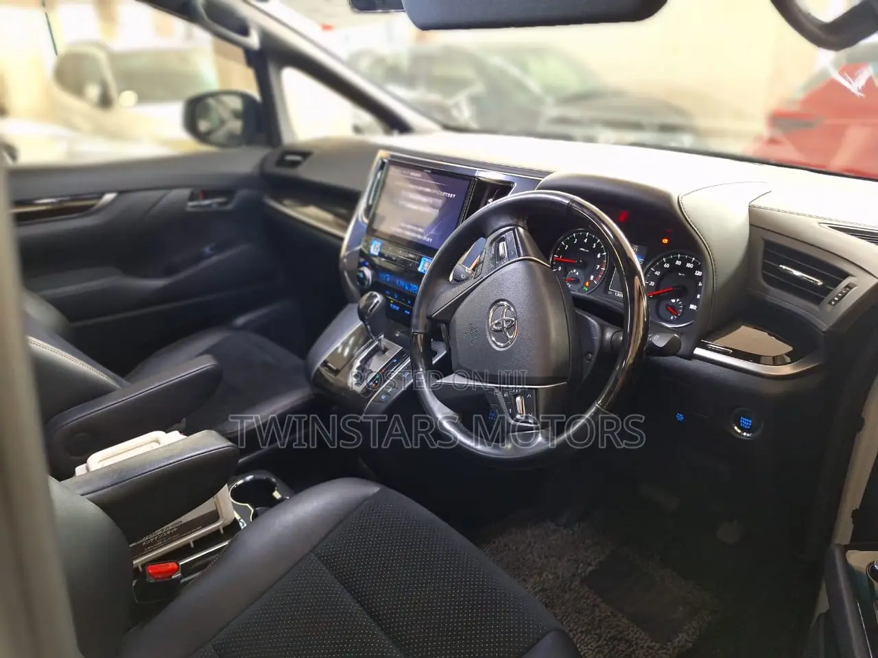 Toyota Alphard 2017 White