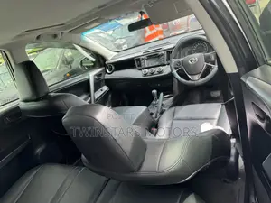 Toyota RAV4 2017 Gray