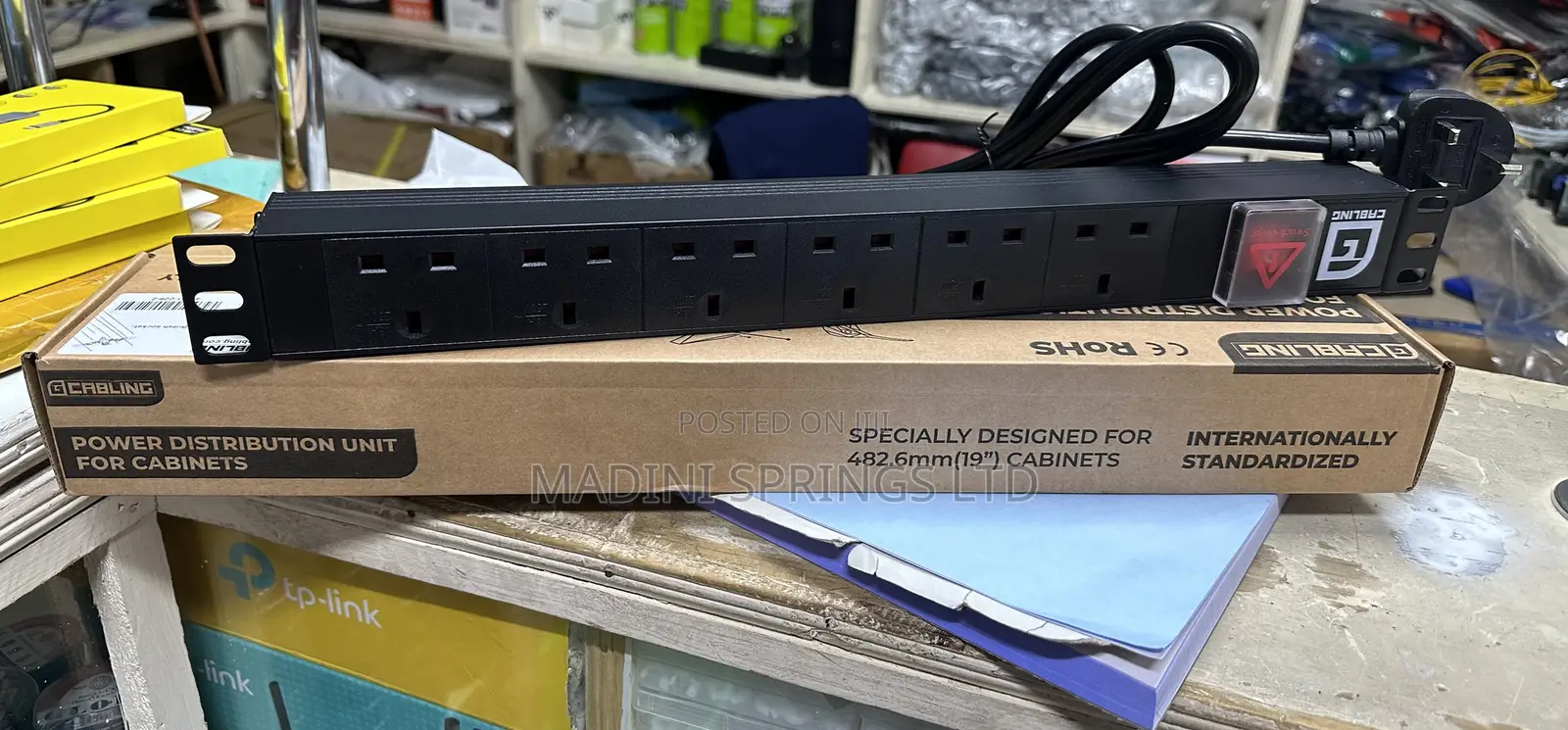 6-Way Metallic Black Power Distribution Unit(Pdu)