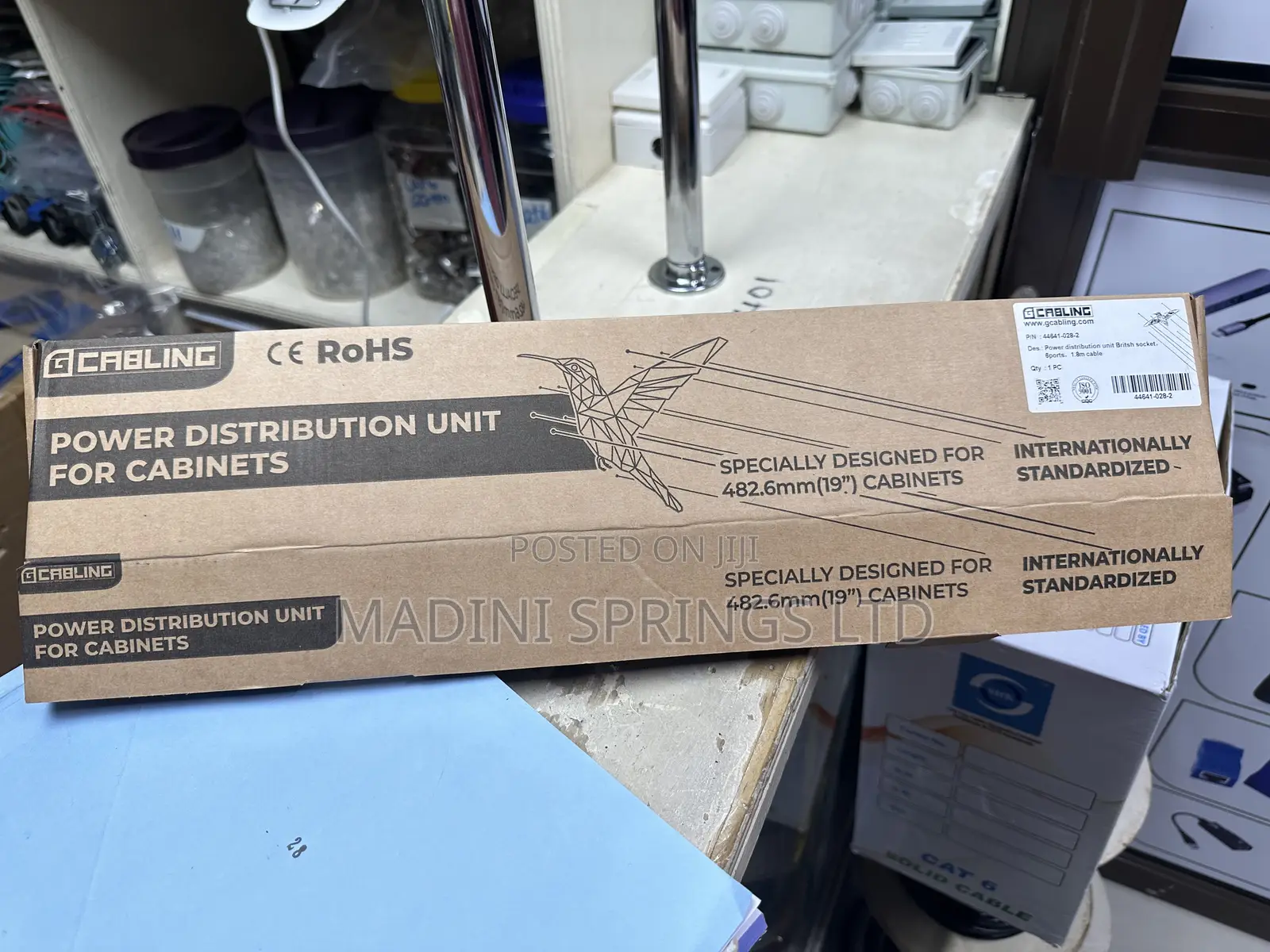 6-Way Metallic Black Power Distribution Unit(Pdu)