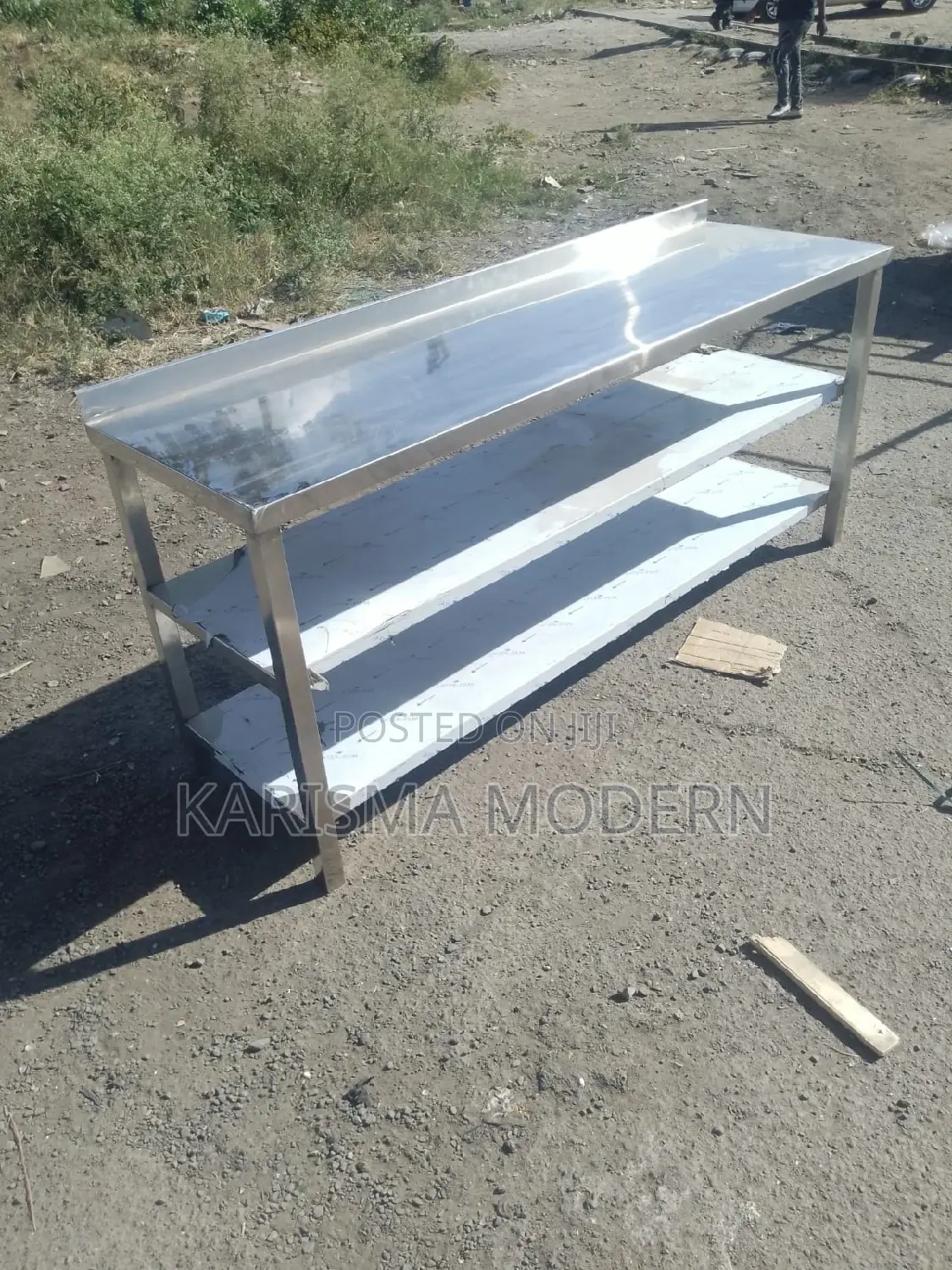Double Undershelve With Working Top