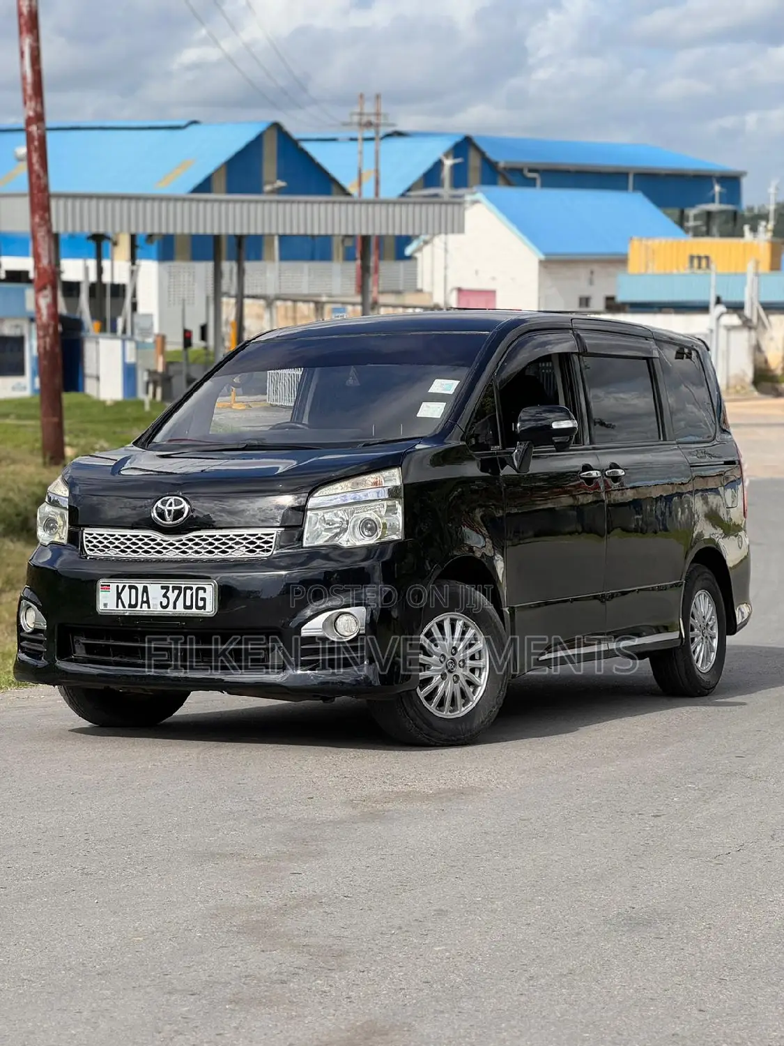 Toyota Voxy 2014 Black